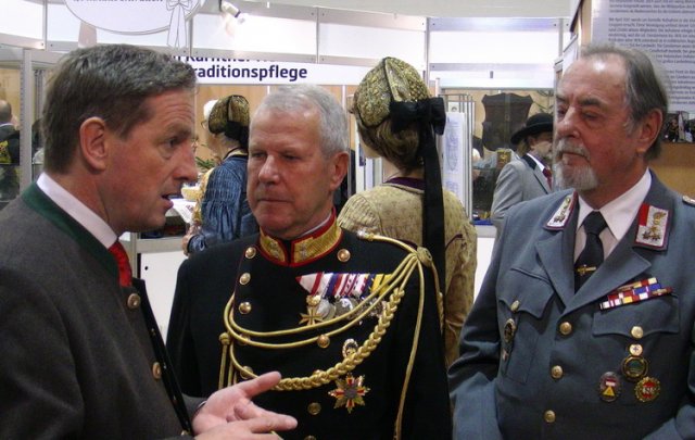 Kärntner Traditionsgendarmen auf der Brauchtumsmesse 2017