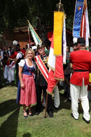 Landestreffen der Bürger- und Schützengarden in Tiffen