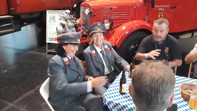 Salzburger Gendarmeriefreunde präsentierten Oldtimer 