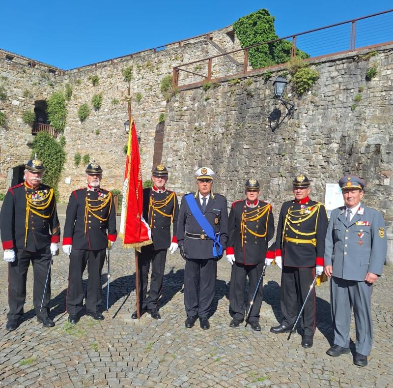 Polizei Triest feierte Geburtstag mit Kärntner Traditionsgendarmen